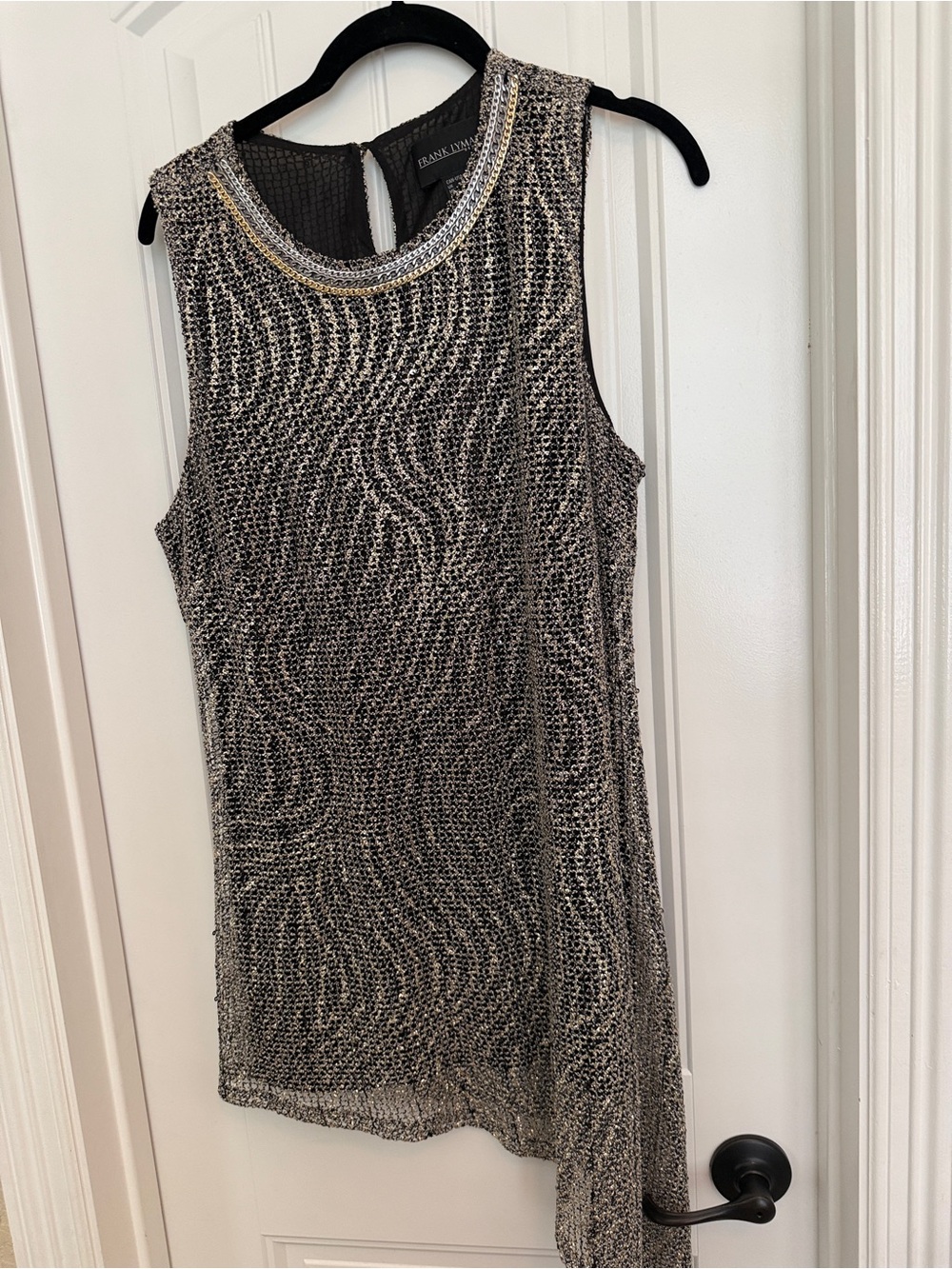 Frank Lyman Design Metallic Beaded Sleeveless Top in Silver and Black